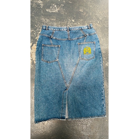 Y2K Low rise denim light wash skirt - Picture 12 of 13